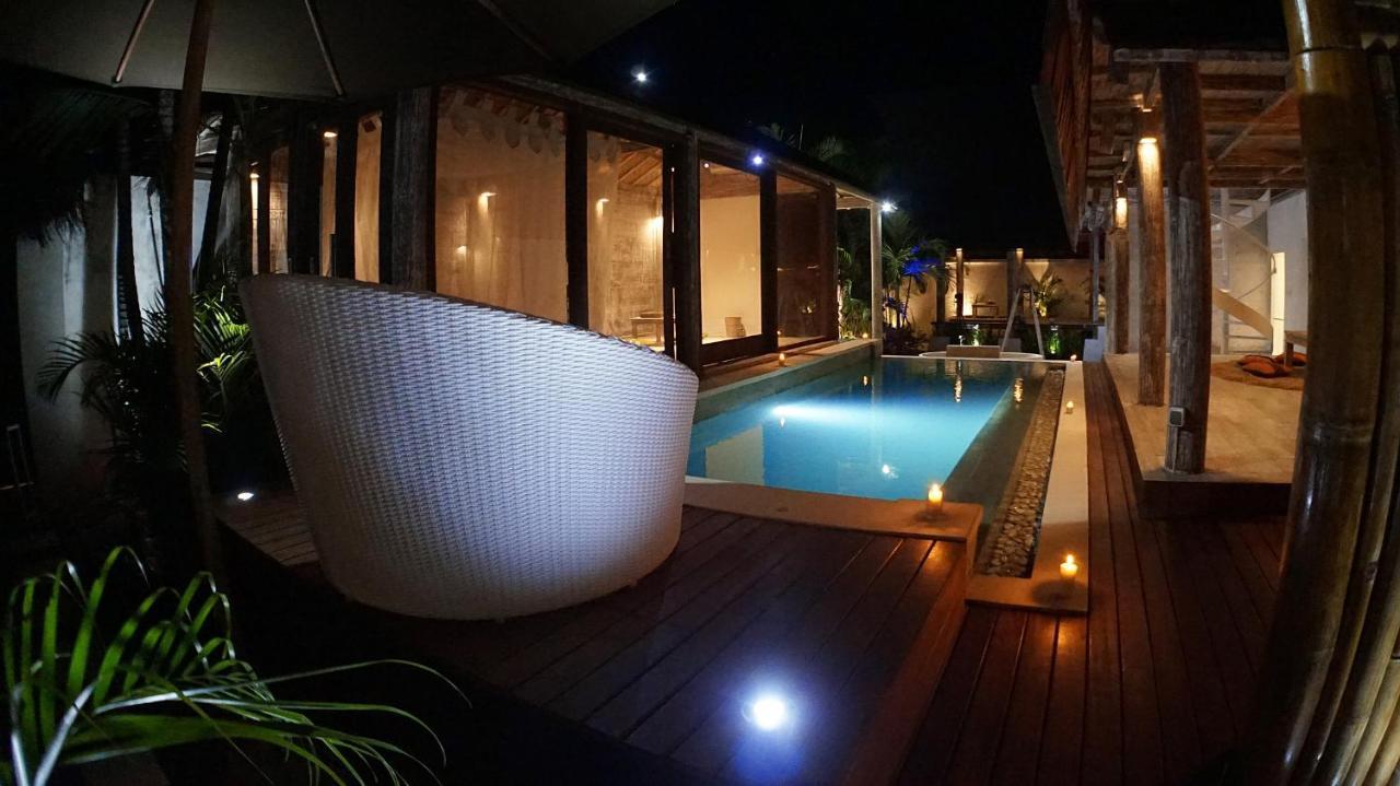 Promo! Private Vacation Rentals Villa, 2 Pools,4 Bedrooms,4 Bathrooms, Bali Seminyak Bagian luar foto