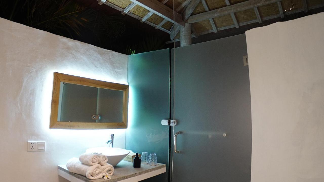 Promo! Private Vacation Rentals Villa, 2 Pools,4 Bedrooms,4 Bathrooms, Bali Seminyak Bagian luar foto