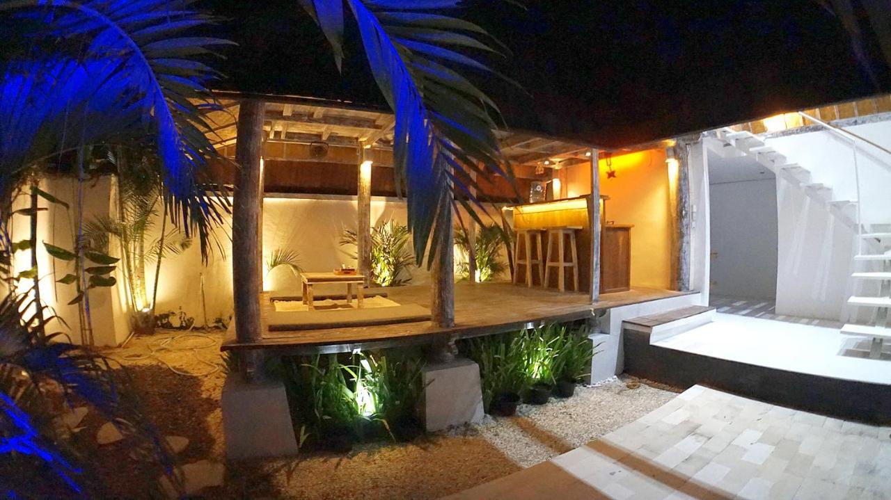 Promo! Private Vacation Rentals Villa, 2 Pools,4 Bedrooms,4 Bathrooms, Bali Seminyak Bagian luar foto
