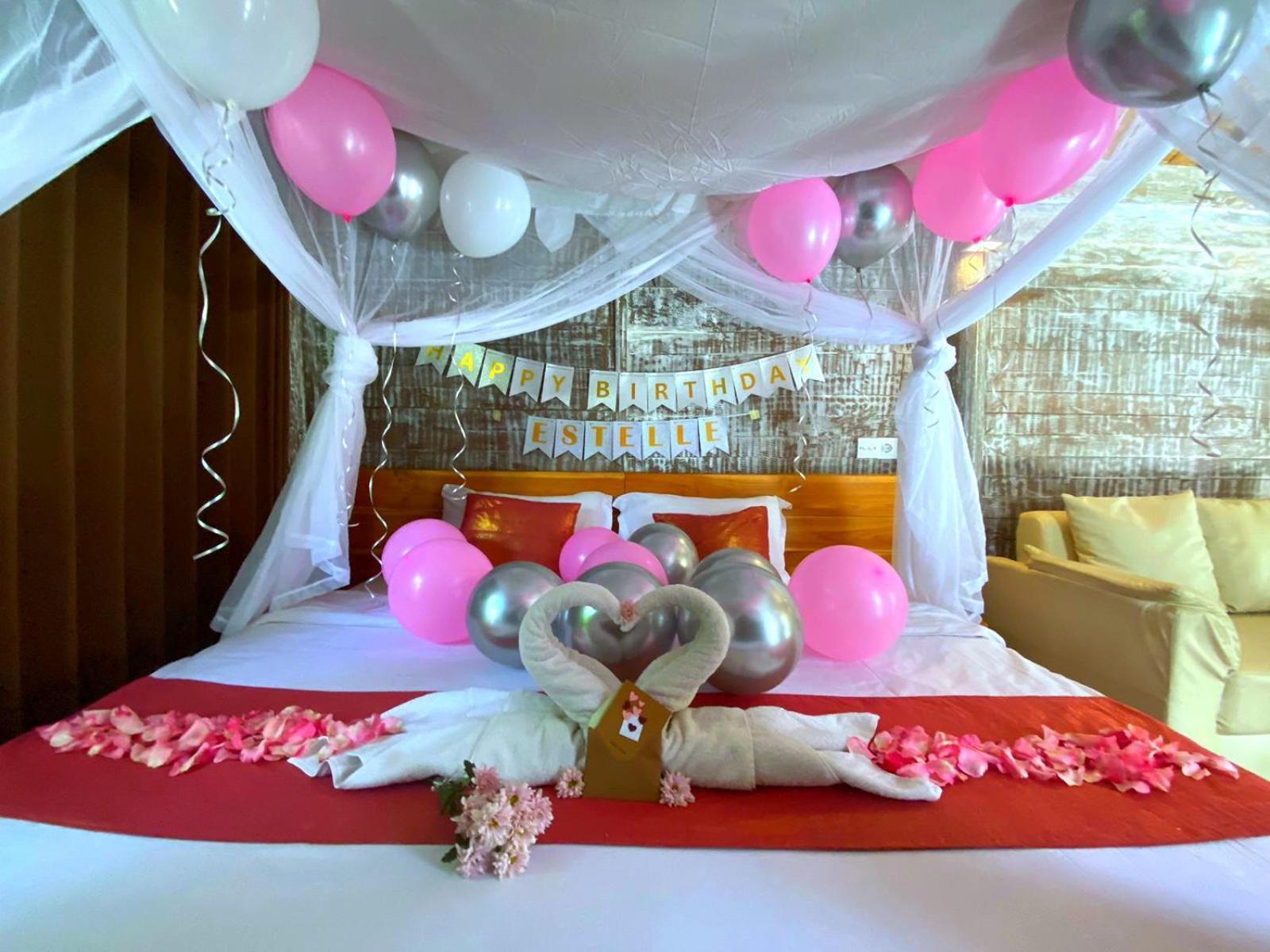 Promo! Private Vacation Rentals Villa, 2 Pools,4 Bedrooms,4 Bathrooms, Bali Seminyak Bagian luar foto